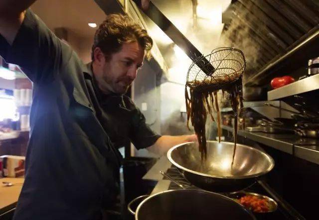 粉大变身成餐饮界新宠儿？CQ9电子app咖啡果(图3)