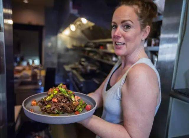 粉大变身成餐饮界新宠儿？CQ9电子app咖啡果(图4)