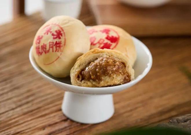 时凌晨三点就来！城隍庙开出“爷青回”市集CQ9电子专用平台为这口上海有人排队6小(图18)